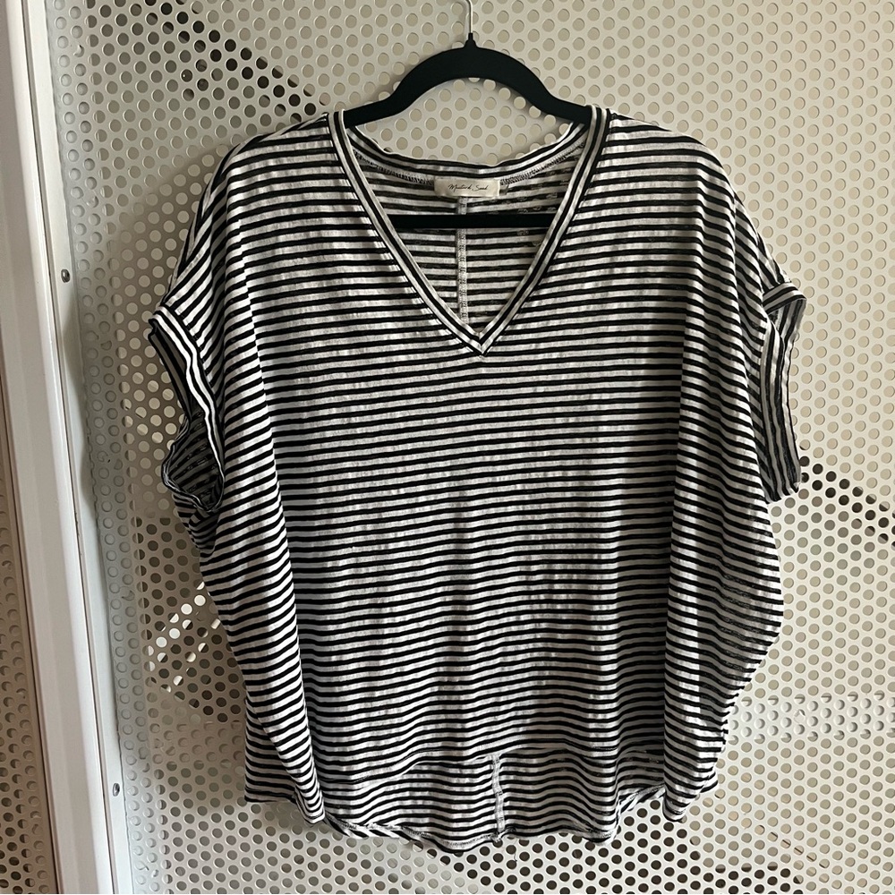 Mustard Seed Oversized Dolman Vee Neck Top Size Medium Black White stripes